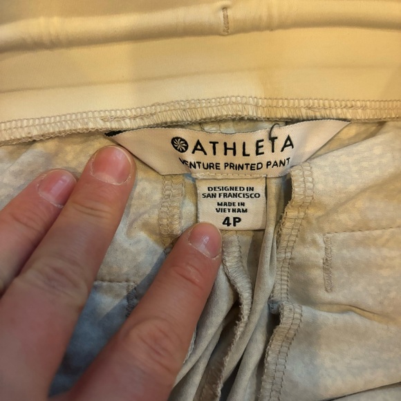 ATHLETA Venture Printed Pant High Rise Jogger Size 4 - Picture 6 of 10